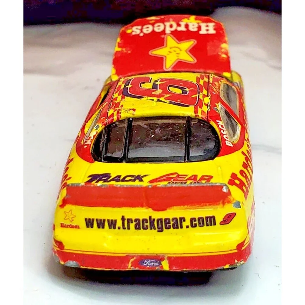 1999 Jeff Burton #9 Hardee’s Racing 1:64 Diecast Car – Loose –NASCAR Collectible